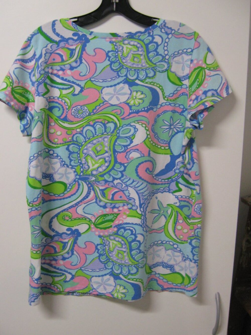 Lilly Pulitzer Karrie Top Conch Republic Paisley Short Sleeve Size M - Picture 2 of 2